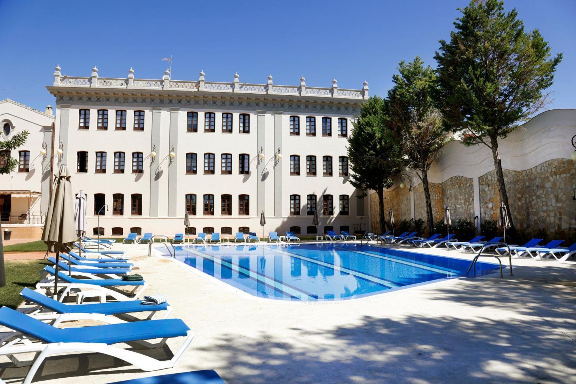 Hotel El Carmen Пуенте-Хеніль Екстер'єр фото