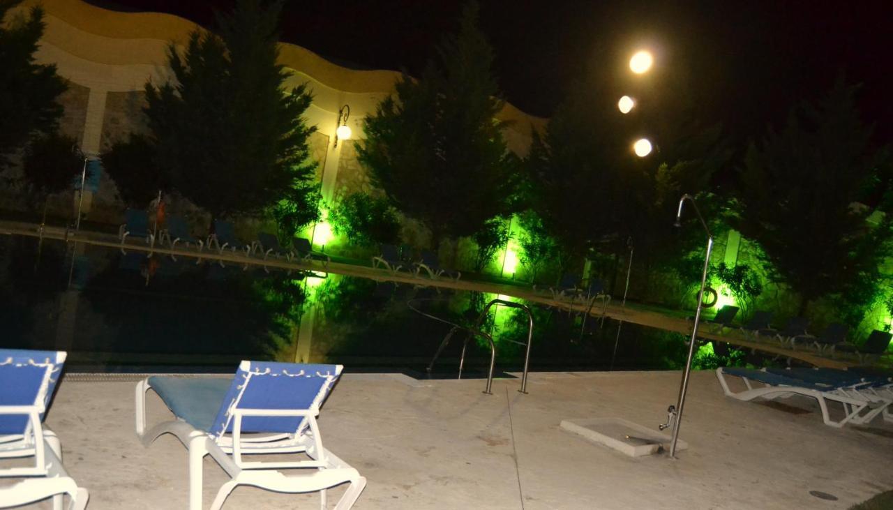 Hotel El Carmen Пуенте-Хеніль Екстер'єр фото
